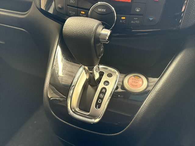 セレナ ハイウェイスターＳ－ＨＶアドバンスドセーフティパック　６ヶ月走行無制限保証付き　純正８インチナビ　後席モニター　両側電動スライドドア　ＬＥＤヘッドライト　クルーズコントロール　禁煙車　アラウンドビュー　ＤＶＤ再生　　フルセグＴＶ　　衝突軽減ブレーキ（38枚目）