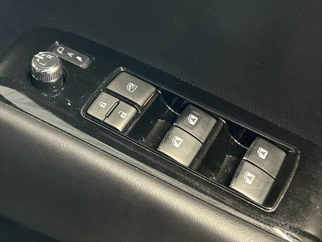 アルファードハイブリッド エグゼクティブラウンジS 6ヶ月走行距離無制限保証付き 4WD リアエンター 9インチナビ パノラミックビュー シートベンチレーション デジタルインナーミラー 禁煙車 BSM JBLサウンド 両側電動スライド 電動リアゲート(45枚目)