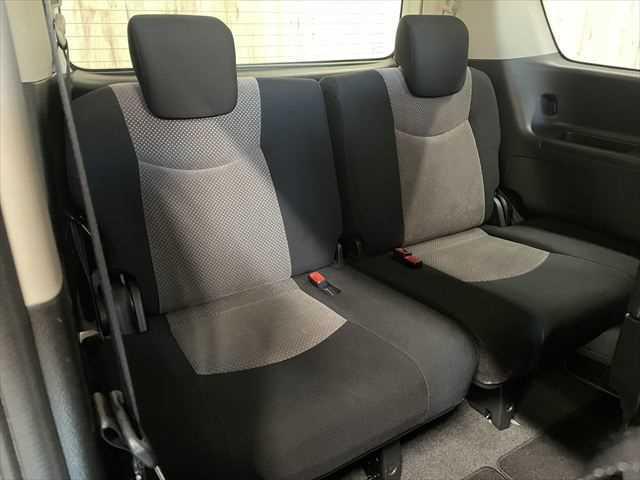 セレナ ライダーブラックラインS-HVアドバンスドセーフティ 6ヶ月走行距離無制限保証付き ユーザー買取車 純正8インチナビ 後席モニター エマージェンシーブレーキ 両側電動スライド 禁煙車 ワンオーナー LEDヘッド クルーズコントロール スマートキー(14枚目)