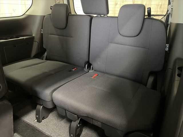 セレナ ｅ－パワー　ＸＶ　６ヶ月走行無制限保証付き　エマージェンシーブレーキ　アラウンドビューカメラ　禁煙車　両側電動電動スライド　前後クリアランスソナー　ドライブレコーダー　ＥＴＣ　ＳＤナビ　スマートキー　Ｂｌｕｅｔｏｏｔｈ（33枚目）