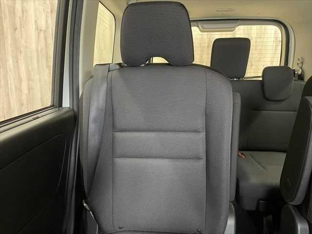 セレナ ｅ－パワー　ＸＶ　６ヶ月走行無制限保証付き　エマージェンシーブレーキ　アラウンドビューカメラ　禁煙車　両側電動電動スライド　前後クリアランスソナー　ドライブレコーダー　ＥＴＣ　ＳＤナビ　スマートキー　Ｂｌｕｅｔｏｏｔｈ（52枚目）