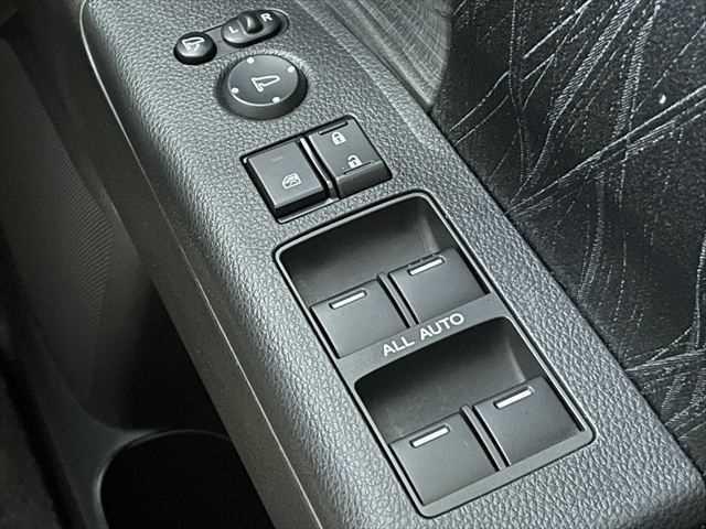 オデッセイ アブソルート・ＥＸホンダセンシング　６ヶ月走行無制限保証付き　　アダプティブクルーズコントロール　純正ＳＤナビ　ＥＴＣ　両側パワースライドドア　Ｂｌｕｅｔｏｏｔｈ　フルセグＴＶ　ＬＥＤヘッド　ハーフレザー　バックカメラ　スマートキー（7枚目）