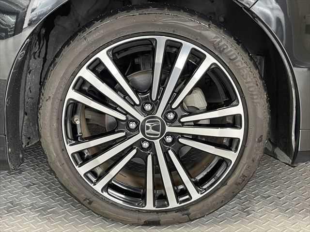 オデッセイ アブソルート・ＥＸホンダセンシング　６ヶ月走行無制限保証付き　　アダプティブクルーズコントロール　純正ＳＤナビ　ＥＴＣ　両側パワースライドドア　Ｂｌｕｅｔｏｏｔｈ　フルセグＴＶ　ＬＥＤヘッド　ハーフレザー　バックカメラ　スマートキー（14枚目）