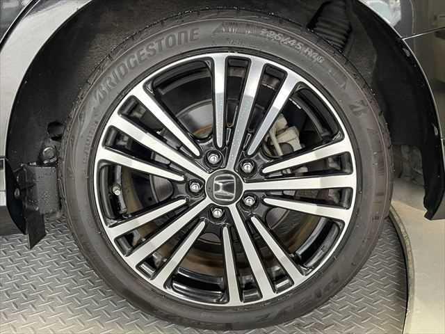 オデッセイ アブソルート・ＥＸホンダセンシング　６ヶ月走行無制限保証付き　　アダプティブクルーズコントロール　純正ＳＤナビ　ＥＴＣ　両側パワースライドドア　Ｂｌｕｅｔｏｏｔｈ　フルセグＴＶ　ＬＥＤヘッド　ハーフレザー　バックカメラ　スマートキー（30枚目）