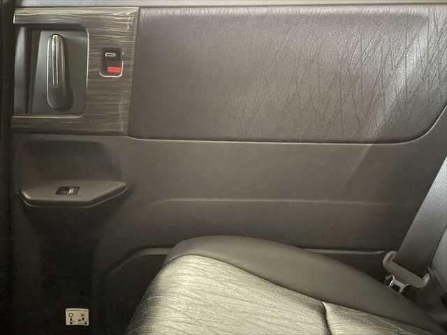 オデッセイ アブソルート・ＥＸホンダセンシング　６ヶ月走行無制限保証付き　　アダプティブクルーズコントロール　純正ＳＤナビ　ＥＴＣ　両側パワースライドドア　Ｂｌｕｅｔｏｏｔｈ　フルセグＴＶ　ＬＥＤヘッド　ハーフレザー　バックカメラ　スマートキー（52枚目）