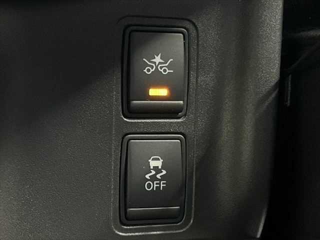 セレナ X 6ヶ月走行距離無制限保証付 プロパイロット 両側パワースライドドア アラウンドビューモニター 禁煙車 パーキングアシスト スマートルームミラー レーダークルーズ 衝突軽減 クリアランスソナー 純正ナビ(9枚目)