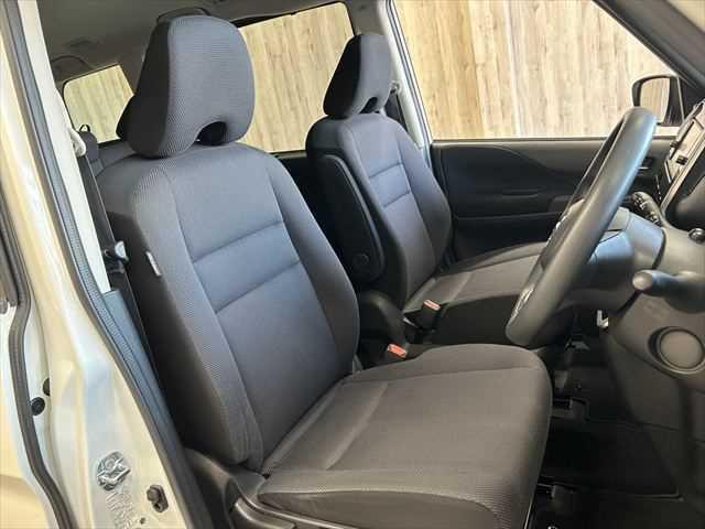 セレナ X 6ヶ月走行距離無制限保証付 プロパイロット 両側パワースライドドア アラウンドビューモニター 禁煙車 パーキングアシスト スマートルームミラー レーダークルーズ 衝突軽減 クリアランスソナー 純正ナビ(11枚目)