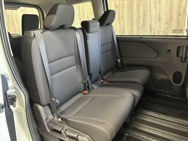 セレナ X 6ヶ月走行距離無制限保証付 プロパイロット 両側パワースライドドア アラウンドビューモニター 禁煙車 パーキングアシスト スマートルームミラー レーダークルーズ 衝突軽減 クリアランスソナー 純正ナビ(12枚目)