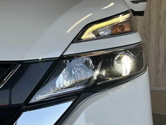 セレナ X 6ヶ月走行距離無制限保証付 プロパイロット 両側パワースライドドア アラウンドビューモニター 禁煙車 パーキングアシスト スマートルームミラー レーダークルーズ 衝突軽減 クリアランスソナー 純正ナビ(16枚目)