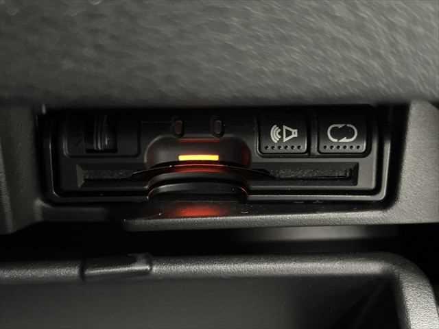 セレナ X 6ヶ月走行距離無制限保証付 プロパイロット 両側パワースライドドア アラウンドビューモニター 禁煙車 パーキングアシスト スマートルームミラー レーダークルーズ 衝突軽減 クリアランスソナー 純正ナビ(41枚目)