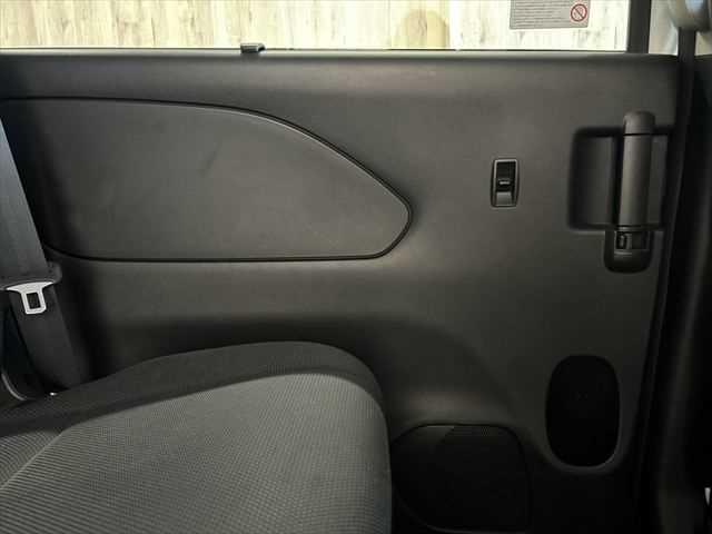 セレナ X 6ヶ月走行距離無制限保証付 プロパイロット 両側パワースライドドア アラウンドビューモニター 禁煙車 パーキングアシスト スマートルームミラー レーダークルーズ 衝突軽減 クリアランスソナー 純正ナビ(64枚目)