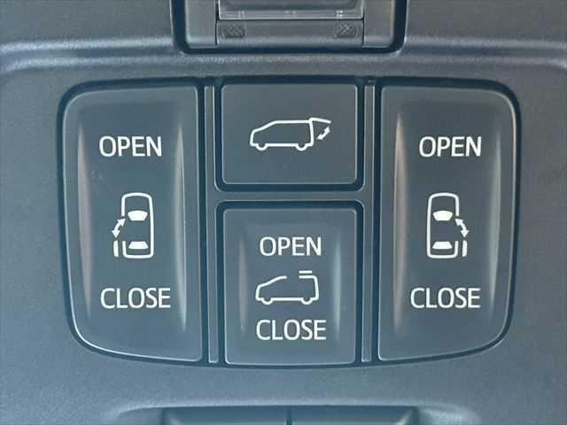 ヴェルファイアハイブリッド エグゼクティブラウンジＺ　６ヶ月走行距離無制限保証付　Ｗサンルーフ　後席モニター　ＴＲＤフルエアロ　ホワイトナッパ革シート　全方位カメラ　禁煙車　ＪＢＬサウンド　デジタルインナーミラー　シートベンチレーション　両側電動スライド（7枚目）