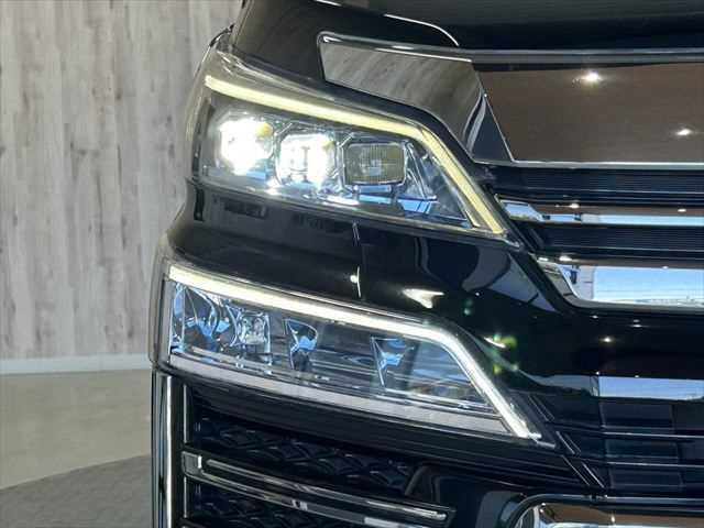 ヴェルファイアハイブリッド エグゼクティブラウンジＺ　６ヶ月走行距離無制限保証付　Ｗサンルーフ　後席モニター　ＴＲＤフルエアロ　ホワイトナッパ革シート　全方位カメラ　禁煙車　ＪＢＬサウンド　デジタルインナーミラー　シートベンチレーション　両側電動スライド（33枚目）