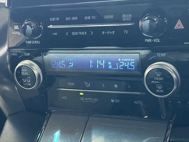 ヴェルファイアハイブリッド エグゼクティブラウンジＺ　６ヶ月走行距離無制限保証付　Ｗサンルーフ　後席モニター　ＴＲＤフルエアロ　ホワイトナッパ革シート　全方位カメラ　禁煙車　ＪＢＬサウンド　デジタルインナーミラー　シートベンチレーション　両側電動スライド（40枚目）