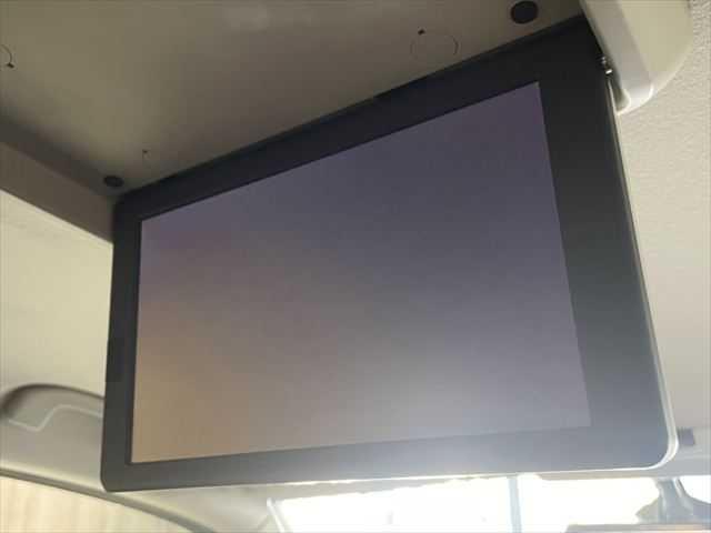 セレナ X 6ヶ月走行距離無制限保証付 後席モニター 純正9インチナビ プロパイロット 両側電動スライド アラウンドビューモニター 禁煙車 LEDヘッド パーキングアシスト ドライブレコーダー ETC フルセグ(7枚目)