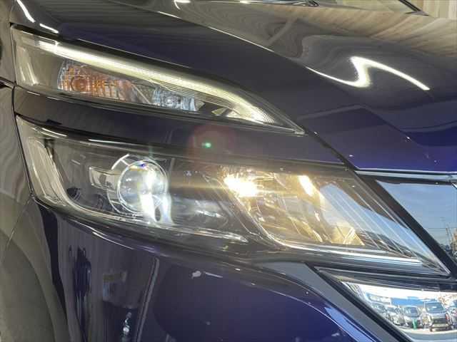 セレナ X 6ヶ月走行距離無制限保証付 後席モニター 純正9インチナビ プロパイロット 両側電動スライド アラウンドビューモニター 禁煙車 LEDヘッド パーキングアシスト ドライブレコーダー ETC フルセグ(16枚目)