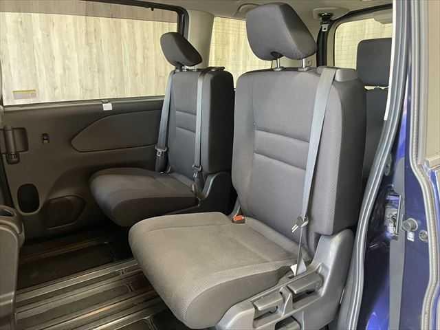 セレナ X 6ヶ月走行距離無制限保証付 後席モニター 純正9インチナビ プロパイロット 両側電動スライド アラウンドビューモニター 禁煙車 LEDヘッド パーキングアシスト ドライブレコーダー ETC フルセグ(35枚目)