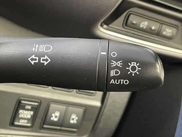 セレナ X 6ヶ月走行距離無制限保証付 後席モニター 純正9インチナビ プロパイロット 両側電動スライド アラウンドビューモニター 禁煙車 LEDヘッド パーキングアシスト ドライブレコーダー ETC フルセグ(42枚目)