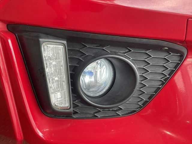 フィットハイブリッド Sパッケージ 6ヶ月走行距離無制限保証付 ユーザー買取車 純正メモリーナビ 衝突軽減ブレーキ LEDヘッドライト クルーズコントロール 禁煙車 バックカメラ 純正15インチAW ETC MTモード付 スマートキー(23枚目)