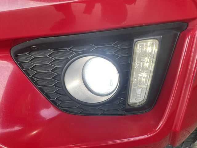 フィットハイブリッド Sパッケージ 6ヶ月走行距離無制限保証付 ユーザー買取車 純正メモリーナビ 衝突軽減ブレーキ LEDヘッドライト クルーズコントロール 禁煙車 バックカメラ 純正15インチAW ETC MTモード付 スマートキー(32枚目)