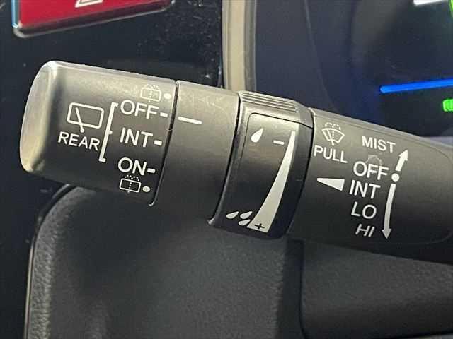 フィットハイブリッド Sパッケージ 6ヶ月走行距離無制限保証付 ユーザー買取車 純正メモリーナビ 衝突軽減ブレーキ LEDヘッドライト クルーズコントロール 禁煙車 バックカメラ 純正15インチAW ETC MTモード付 スマートキー(39枚目)