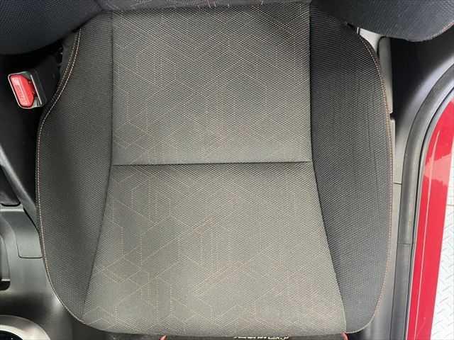 フィットハイブリッド Sパッケージ 6ヶ月走行距離無制限保証付 ユーザー買取車 純正メモリーナビ 衝突軽減ブレーキ LEDヘッドライト クルーズコントロール 禁煙車 バックカメラ 純正15インチAW ETC MTモード付 スマートキー(60枚目)