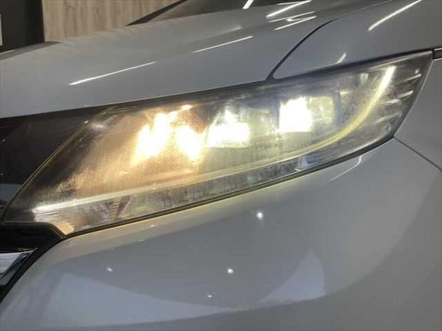 オデッセイ アブソルート　６ヶ月走行距離無制限保証付　　ホンダセンシング　両側パワースライドドア　レーダークルーズコントロール　バックカメラ　禁煙車　ＬＥＤヘッドライト　ハーフレザーシート　純正メモリーナビ　ＣＤ再生　ＥＴＣ（32枚目）