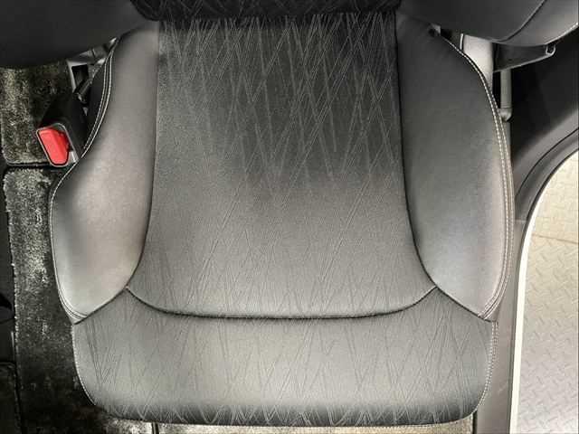 オデッセイ アブソルート　６ヶ月走行距離無制限保証付　　ホンダセンシング　両側パワースライドドア　レーダークルーズコントロール　バックカメラ　禁煙車　ＬＥＤヘッドライト　ハーフレザーシート　純正メモリーナビ　ＣＤ再生　ＥＴＣ（63枚目）