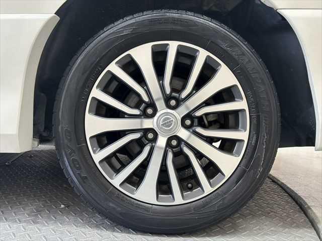 セレナ ハイウェイスター S-ハイブリッド 6ヶ月走行距離無制限保証付 純正ナビ 両側電動スライド LEDヘッド バックカメラ クルーズコントロール 禁煙車 衝突軽減ブレーキ ダブルエアコン 電動格納ミラー ETC Bluetooth フルセグ(18枚目)