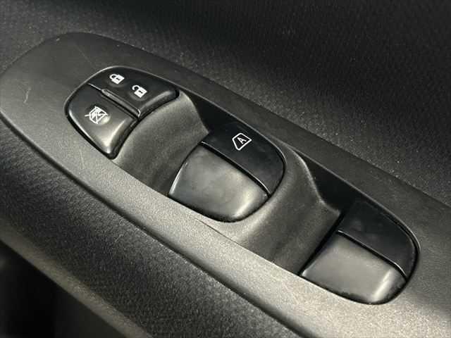 セレナ ハイウェイスター S-ハイブリッド 6ヶ月走行距離無制限保証付 純正ナビ 両側電動スライド LEDヘッド バックカメラ クルーズコントロール 禁煙車 衝突軽減ブレーキ ダブルエアコン 電動格納ミラー ETC Bluetooth フルセグ(44枚目)