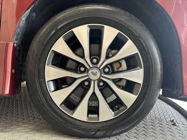 セレナ ハイウェイスター 6ヶ月走行距離無制限保証付 純正9インチナビ プロパイロット 両側電動スライドドア ベージュ内装 全周囲カメラ 禁煙車 レーダークルーズコントロール インテリジェントルームミラー コーナーセンサー(32枚目)