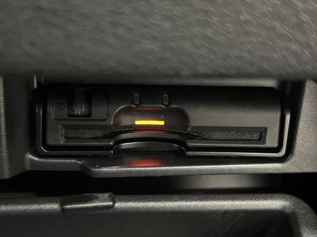 セレナ ハイウェイスター 6ヶ月走行距離無制限保証付 純正9インチナビ プロパイロット 両側電動スライドドア ベージュ内装 全周囲カメラ 禁煙車 レーダークルーズコントロール インテリジェントルームミラー コーナーセンサー(45枚目)