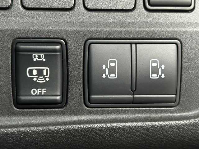 セレナ ハイウェイスター VセレクションII 6ヶ月走行距離無制限保証付 プロパイロット 10インチSDナビ フリップダウンモニター セーフティパックB 全周囲カメラ 禁煙車 衝突軽減ブレーキ コーナーセンサー ドライブレコーダー 両側電動スライ(7枚目)