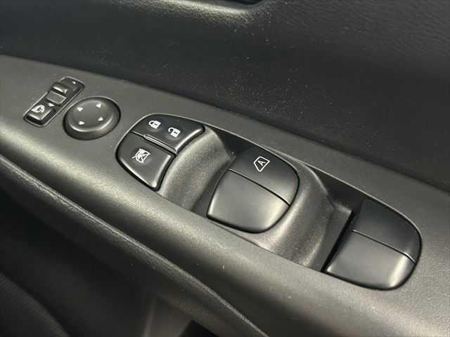 セレナ ハイウェイスター VセレクションII 6ヶ月走行距離無制限保証付 プロパイロット 10インチSDナビ フリップダウンモニター セーフティパックB 全周囲カメラ 禁煙車 衝突軽減ブレーキ コーナーセンサー ドライブレコーダー 両側電動スライ(46枚目)