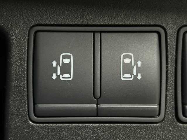 セレナ ハイウェイスター Vセレクション 6ヶ月走行距離無制限保証付 ユーザー買取 純正ナビ 両側電動スライド クルーズコントロール バックカメラ 禁煙車 ダブルエアコン ドライブレコーダー ETC フルセグTV ウォークスルー HIDヘッド(7枚目)