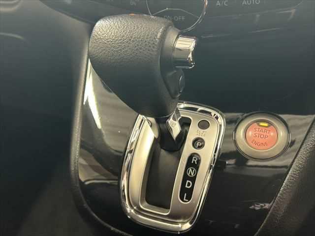 セレナ ハイウェイスター Vセレクション 6ヶ月走行距離無制限保証付 ユーザー買取 純正ナビ 両側電動スライド クルーズコントロール バックカメラ 禁煙車 ダブルエアコン ドライブレコーダー ETC フルセグTV ウォークスルー HIDヘッド(40枚目)