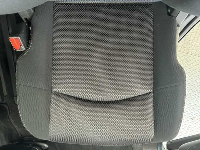 セレナ ハイウェイスター Vセレクション 6ヶ月走行距離無制限保証付 ユーザー買取 純正ナビ 両側電動スライド クルーズコントロール バックカメラ 禁煙車 ダブルエアコン ドライブレコーダー ETC フルセグTV ウォークスルー HIDヘッド(63枚目)