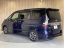店舗敷地内に駐車スペースもございます。お車でのご来場をお考えの方はご安心ください♪