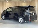 店舗敷地内に駐車スペースもございます。お車でのご来場をお考えの方はご安心ください♪
