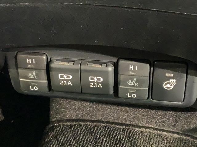 シエンタ ファンベースG 2ト-ン 最長5年保証 ワンオーナー ナビ TV Rカメラ マルチビュー CD録音 DVD ドラレコ 衝突軽減B ETC 横滑り防止 両側電動ドア アルミ スマートキー 盗難防止装置 整備記録簿(14枚目)