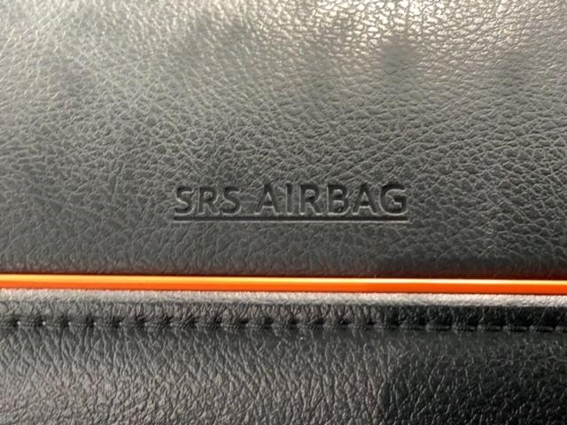 シエンタ ファンベースG 2ト-ン 最長5年保証 ワンオーナー ナビ TV Rカメラ マルチビュー CD録音 DVD ドラレコ 衝突軽減B ETC 横滑り防止 両側電動ドア アルミ スマートキー 盗難防止装置 整備記録簿(23枚目)