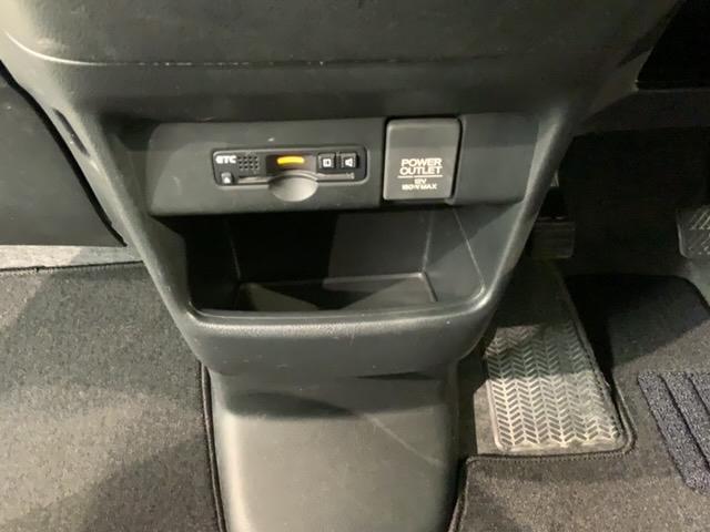 N-BOX G・Lパッケージ いまコレ+新品マット付 1年保証 ワンオーナー ナビVXM-174VFXi TV Rカメラ BTオ-ディオ DVD ETC VSA ベンチシート スマートキー 盗難防止装置 整備記録簿 AAC(27枚目)