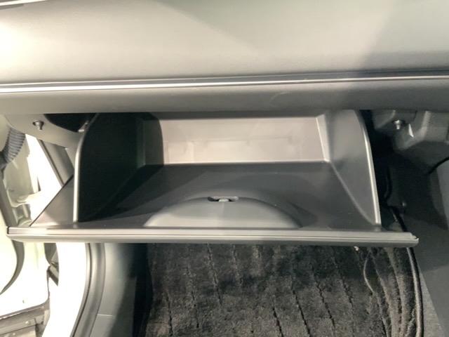 ヴェゼル ｅ：ＨＥＶ　Ｚ　Ｈ　ＳＥＮＳＩＮＧ　最長５年保証　純正ナビ　ＴＶ　Ｒカメラ　ドラレコ　ＥＴＣ　ＬＥＤライト　ＶＳＡ　シートヒーター　クルコン　Ｐテールゲート　アルミ　フォグ　スマートキー　盗難防止装置　整備記録簿（26枚目）