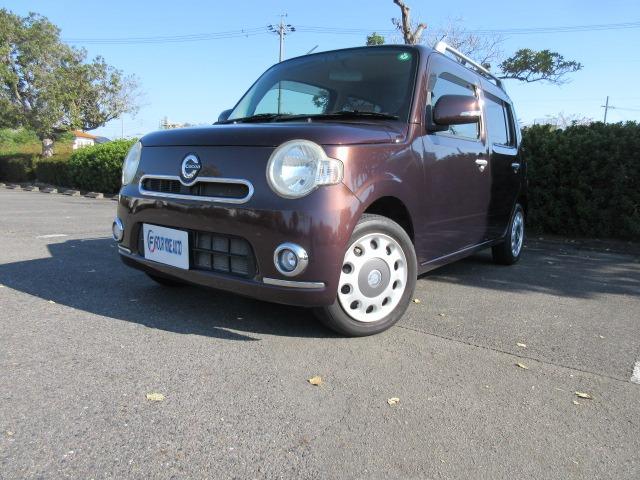 ルーフレール　禁煙車　Ｂｌｕｅｔｏｏｔｈナビ　フルセグ　ＥＴＣ　スマートキー　アイドリングストップ　電動格納ミラー　フォグランプ　オートエアコン　シートリフター　ＰＶガラス　タイミングチェーン