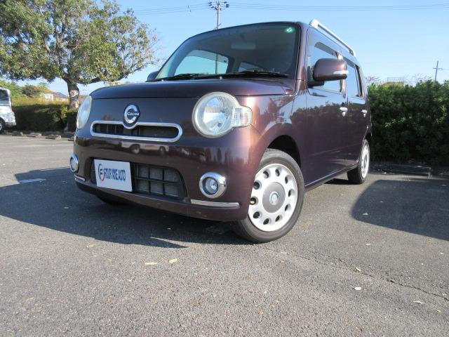 ルーフレール　禁煙車　Ｂｌｕｅｔｏｏｔｈナビ　フルセグ　ＥＴＣ　スマートキー　アイドリングストップ　電動格納ミラー　フォグランプ　オートエアコン　シートリフター　ＰＶガラス　タイミングチェーン