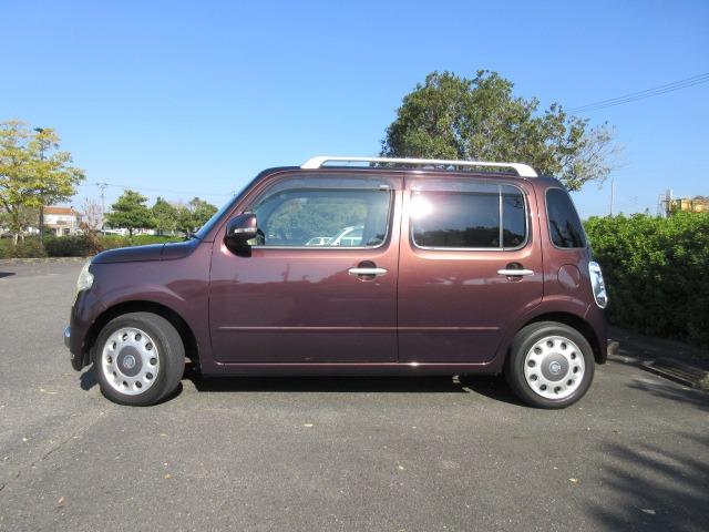 ルーフレール　禁煙車　Ｂｌｕｅｔｏｏｔｈナビ　フルセグ　ＥＴＣ　スマートキー　アイドリングストップ　電動格納ミラー　フォグランプ　オートエアコン　シートリフター　ＰＶガラス　タイミングチェーン