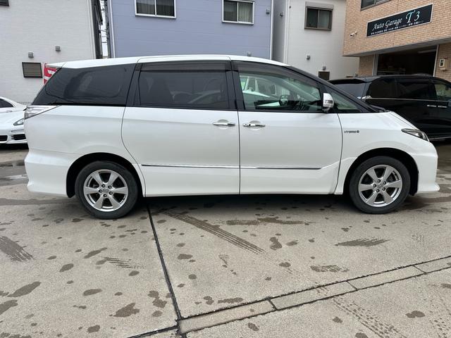 エスティマハイブリッド アエラス　４ＷＤ　７人乗り　バックカメラ　純正ＨＤＤナビ　運転席パワーシート　両側パワースライド　ＡＣ１００Ｖ　クルーズコントロール　運転席パワーシート　ＥＴＣ　　スマートキー　リアフリップダウンモニター（12枚目）