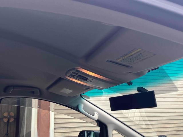 ヴェルファイア ２．４Ｚ　プラチナセレクションＩＩ　バックカメラ　ＴＶ　クリアランスソナー　両側電動スライドドア　ＨＩＤ　電動リアゲート　スマートキー　電動格納ミラー　３列シート　オットマン　ＣＶＴ　アルミホイール　盗難防止システム　衝突安全ボディ（70枚目）