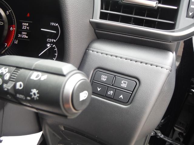 ＬＸ ＬＸ６００　モデリスタエアロ・リアエンターテイメントシステム・デジタルインナーミラー・パノラミックビューモニタ・パワーバックドア・ムーンルーフ・２２インチアルミ・クールボックス・７人乗・ＬＥＤヘッド（26枚目）