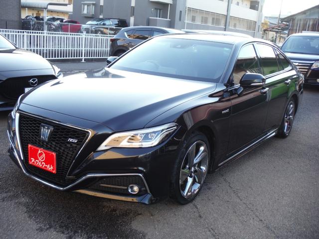 クラウンハイブリッド ＲＳアドバンス　黒革・シートヒーター・ベンチレータ・ステアリングヒーター・純正Ｂｌｕｅｔｏｏｔｈ対応フルセグナビ・バックカメラ・ＥＴＣ・ＢＳＭ・ＨＵＤ・３連ＬＥＤヘッド・４本出しマフラー・ＰＵＳＨスタート・スマートキ（6枚目）